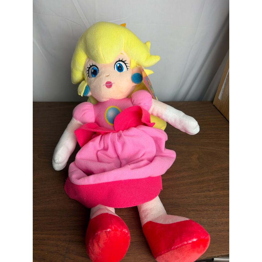 Nintendo Super Mario Princess Peach Plush 18" Good Stuff 2023 NWT Jumbo